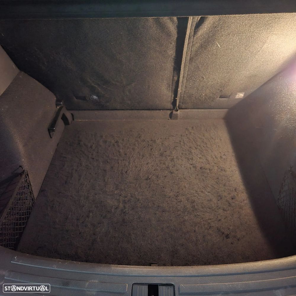 MG ZS EV 72.6 kWh Luxury - 30