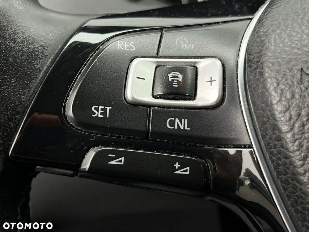 Volkswagen Sharan 2.0 TDI BMT Highline DSG - 24