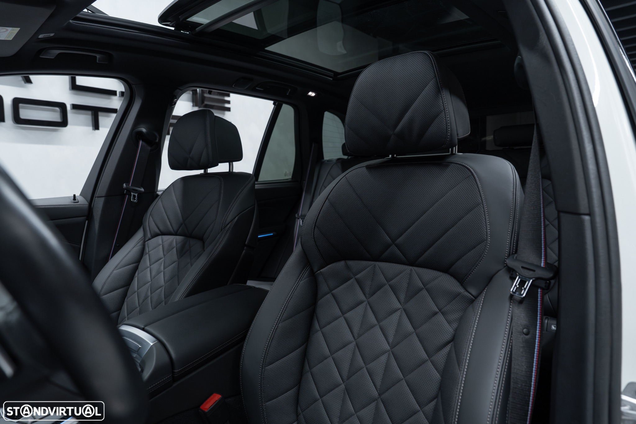 BMW X5 50 e xDrive Pack M Desportivo Pro - 29