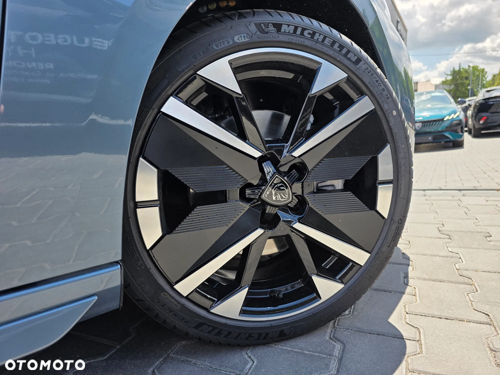 Peugeot 308 1.5 BlueHDi GT Exclusive S&S EAT8 - 9