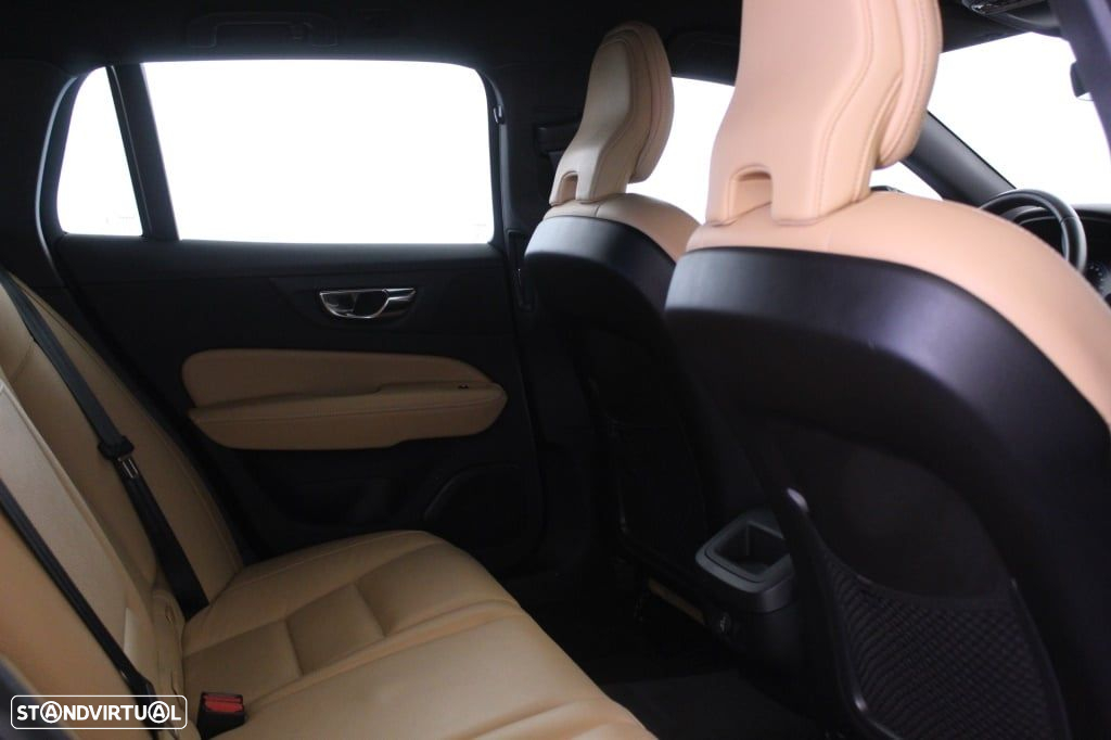 Volvo V60 2.0 D4 Inscription Geartronic - 15