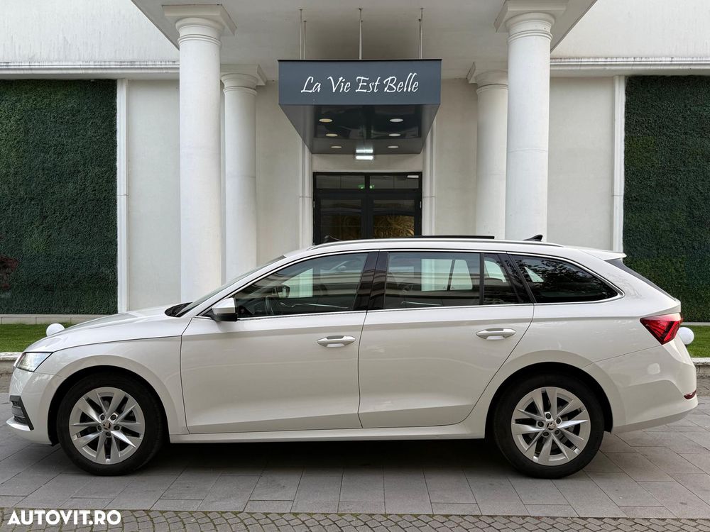 Skoda Octavia 2.0 TDI STYLE DSG - 32