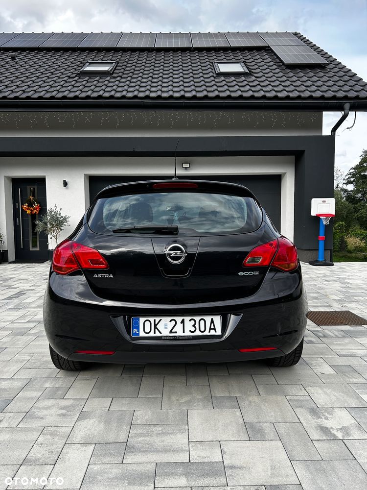 Opel Astra 1.4 - 6