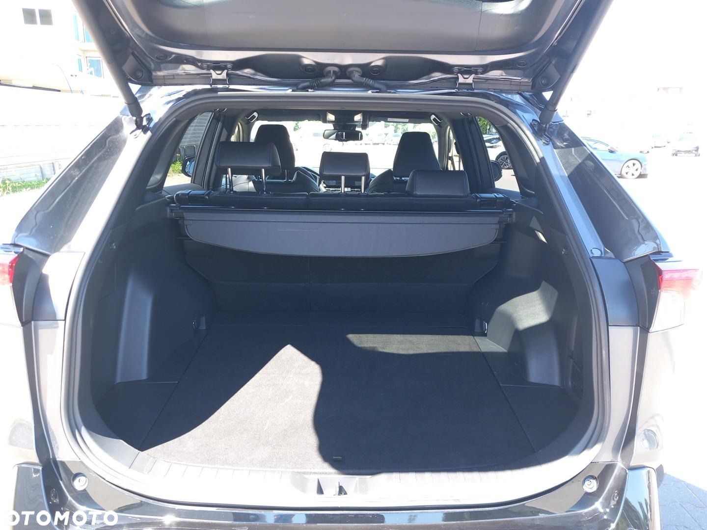 Toyota RAV4 - 10