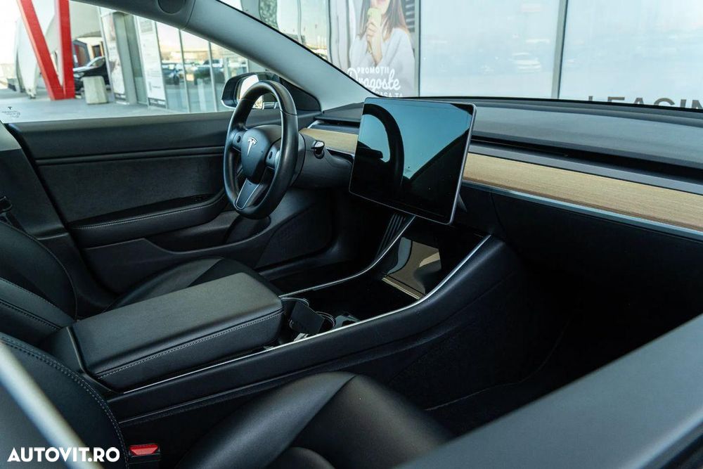 Tesla Model 3 Premium Langstreckenbatterie AWD Dual Motor - 10