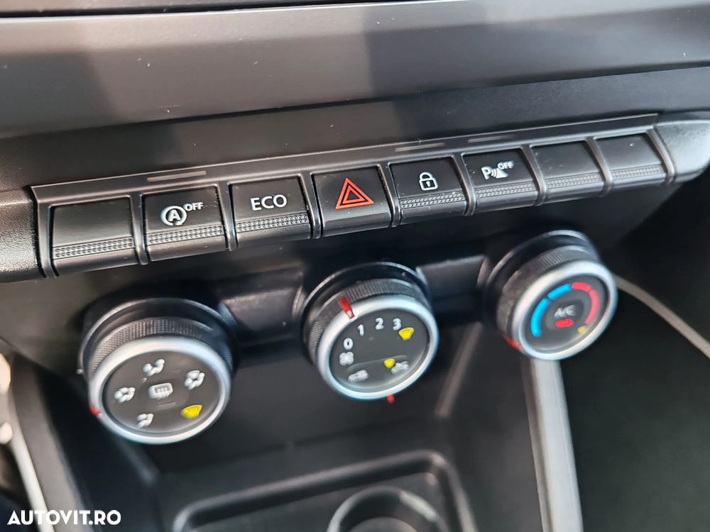 Dacia Duster 1.6 SCe Comfort - 16