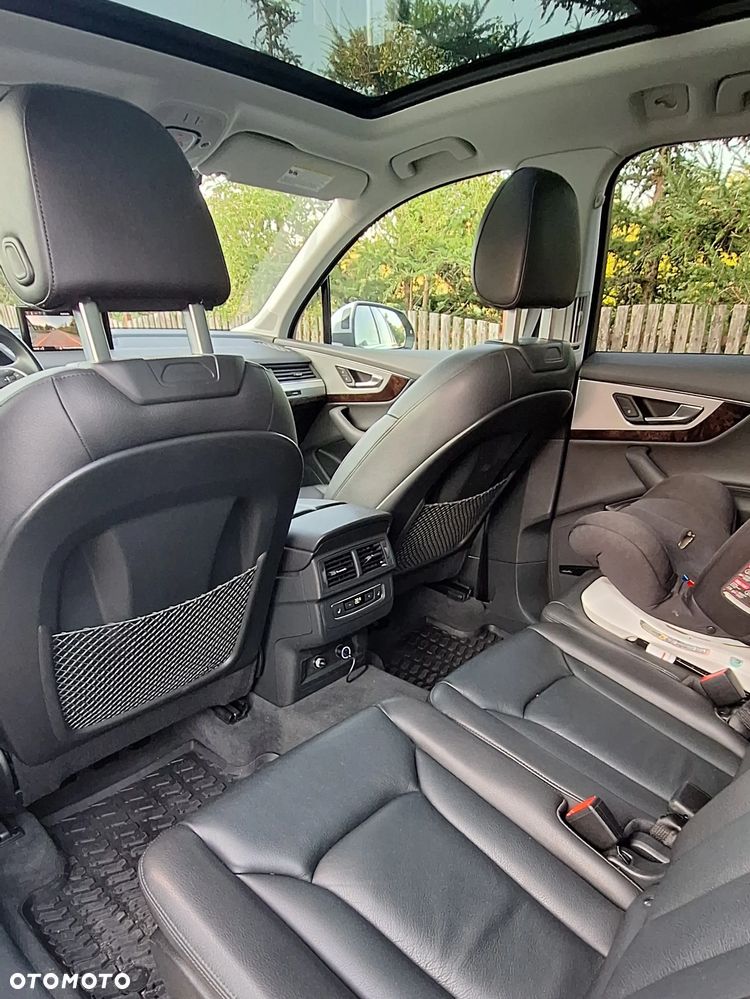 Audi Q7 - 9