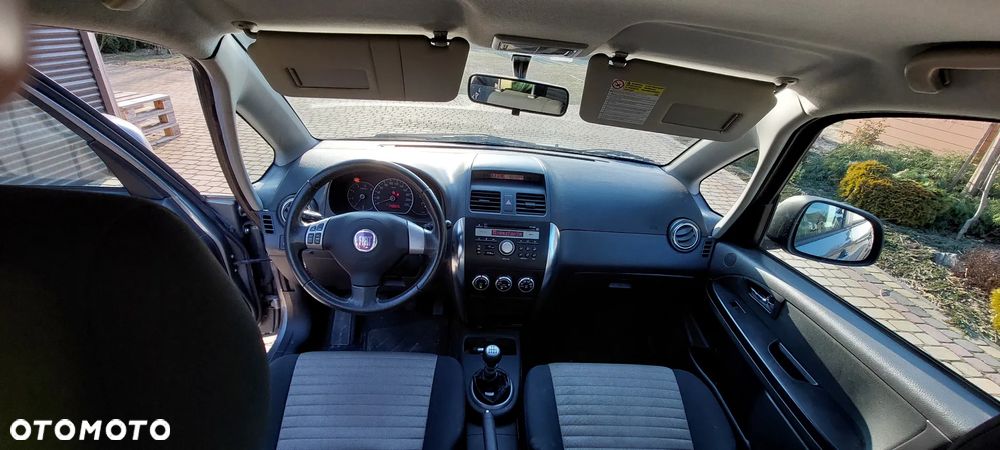 Fiat Sedici - 10