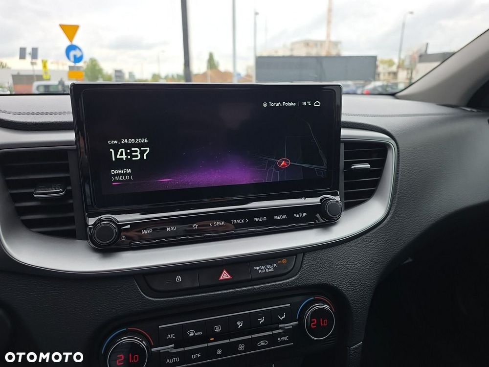 Kia XCeed 1.5 T-GDI M - 20