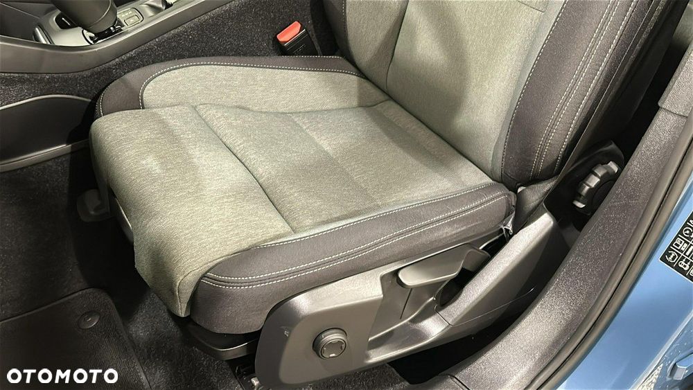 Volvo XC 40 B3 Core - 17