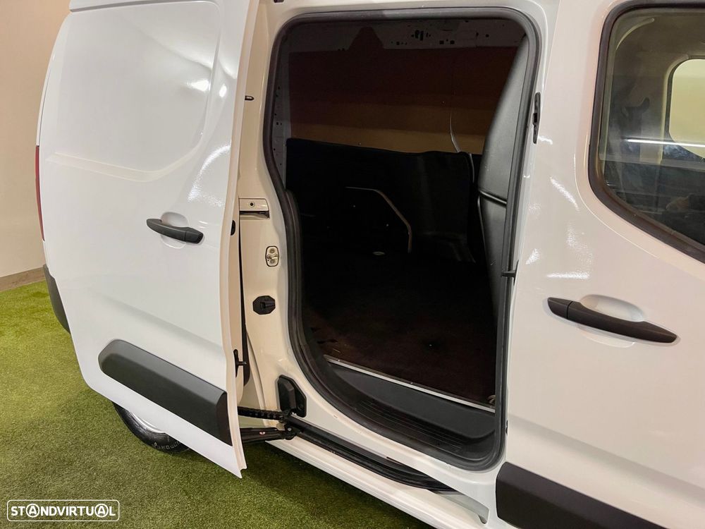 Peugeot Partner 1.5 BlueHDi Asphalt Longa - 18