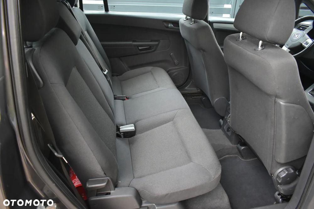 Opel Zafira 1.6 Enjoy - 14