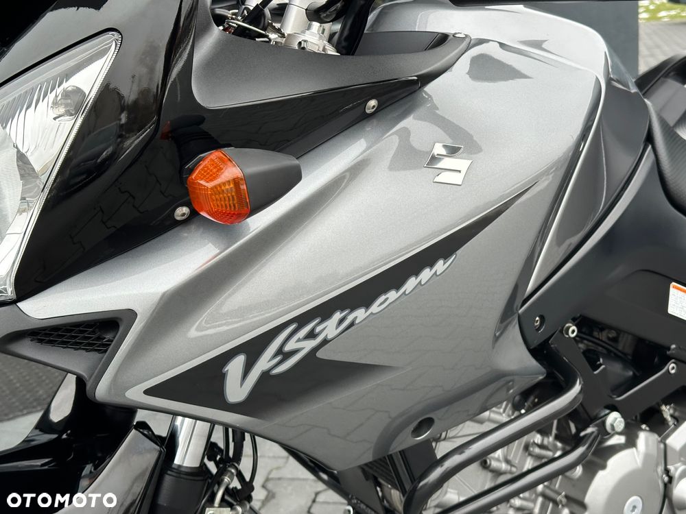 Suzuki V-STROM - 37