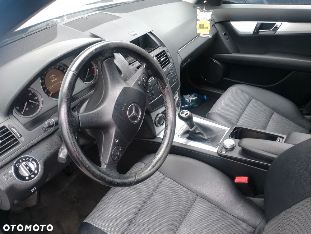 Mercedes-Benz C-Class 2008 photo 5