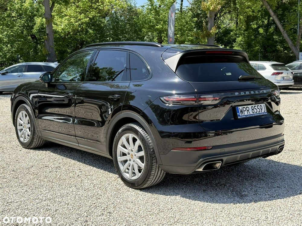 Porsche Cayenne - 6