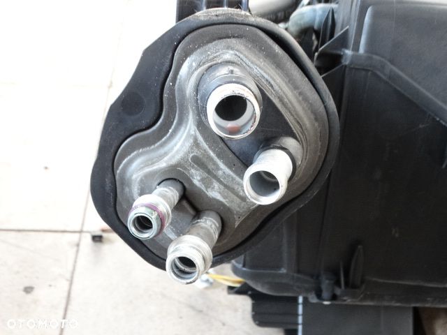 BMW 3 E90 E91 E92 335i Nagrzewnica Kompletna Klimatronik, Europa, Valeo IHKA E9x LL 64119132569 9132569   BMW 316d 316i 318d 318i 320i 320d  323i 325d 325i 328i 330d 330i 335i 335d - 7