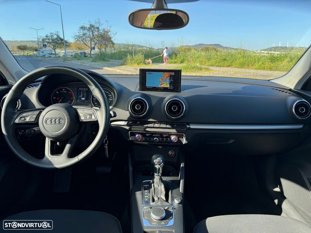Audi A3 Sportback 2.0 TDI Attraction S tronic - 9