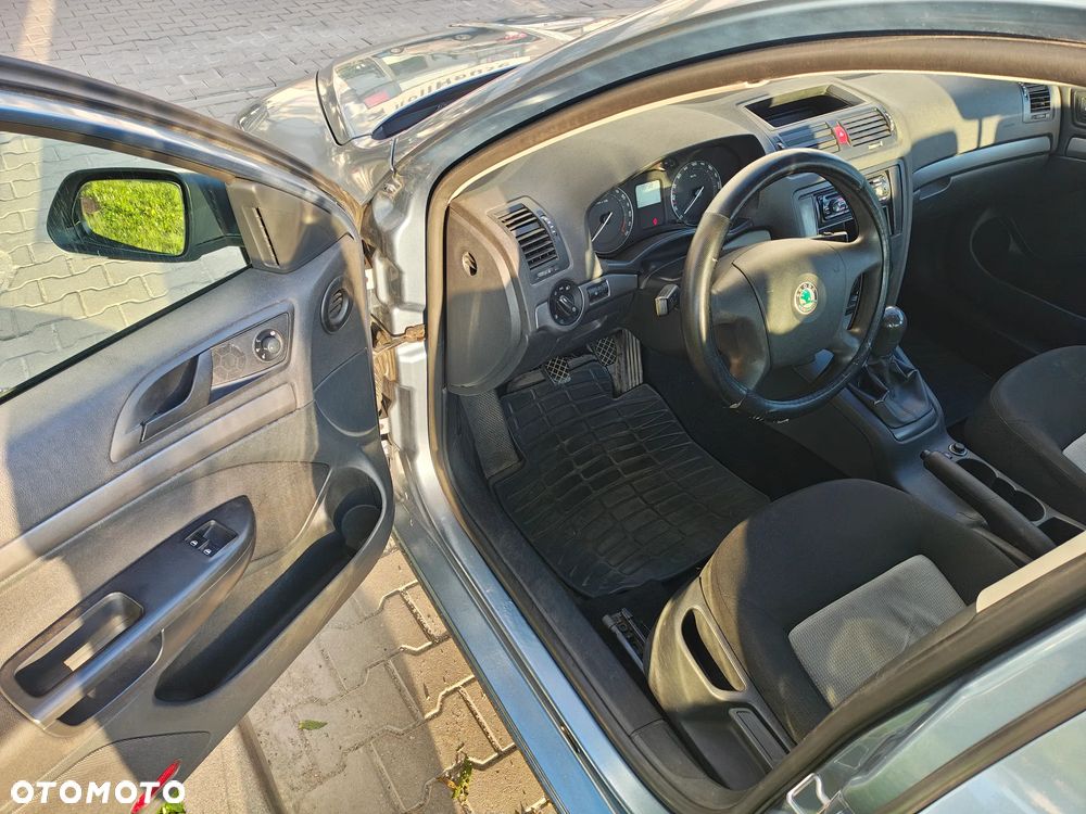 Skoda Octavia 1.6 Mint - 12