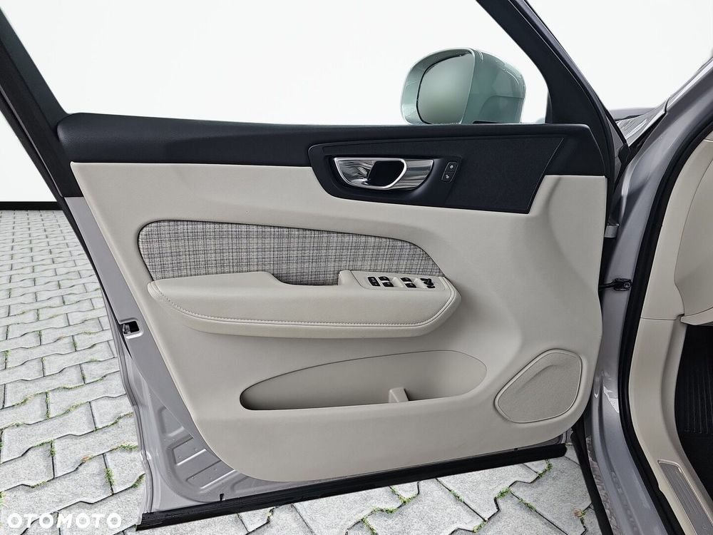 Volvo XC 60 - 11