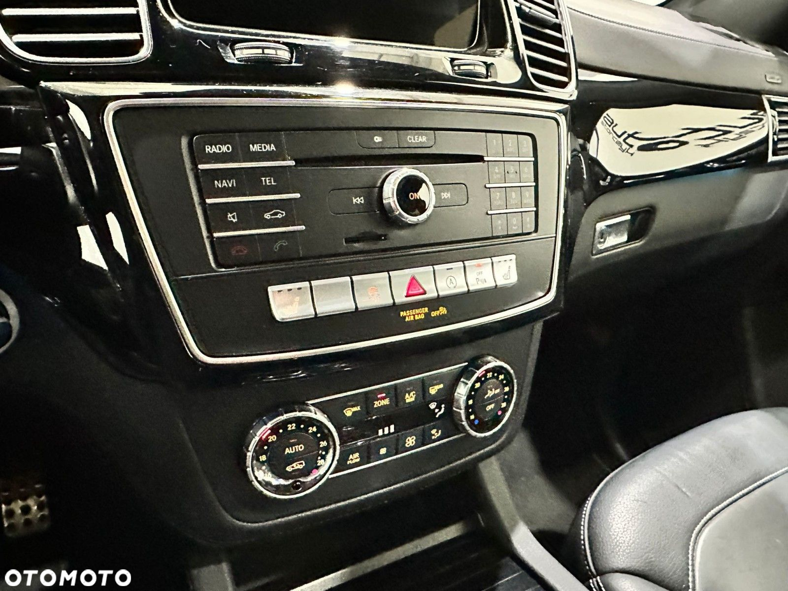 Mercedes-Benz GLS 350 d 4-Matic - 31
