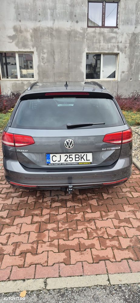 Volkswagen Passat - 8