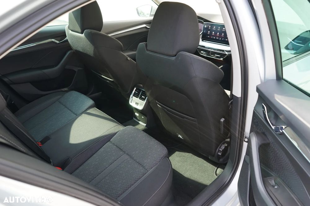 Skoda Octavia 2.0 TSI DSG 4x4 Style - 24