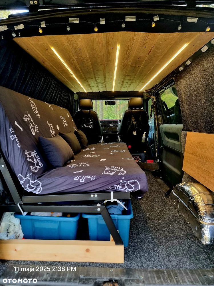 Volkswagen Caravelle GL - 14