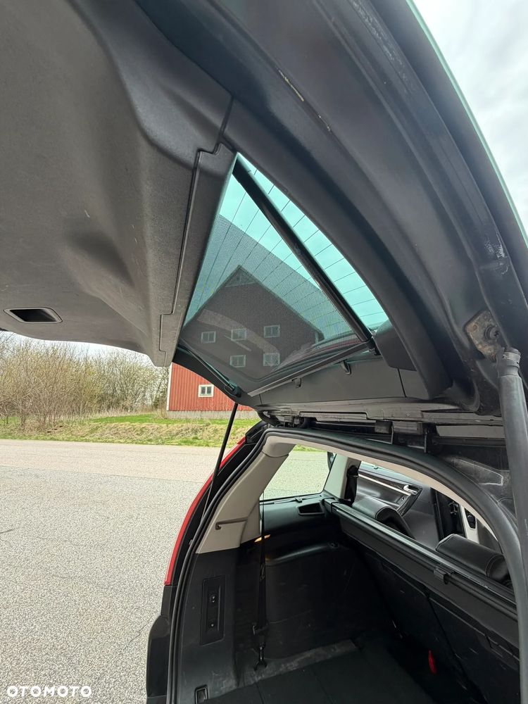 Citroën C4 Picasso 2.0 HDi FAP Exclusive - 25