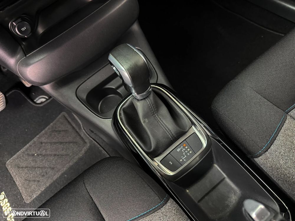 Citroën C4 Cactus 1.2 PureTech Shine EAT6 - 22