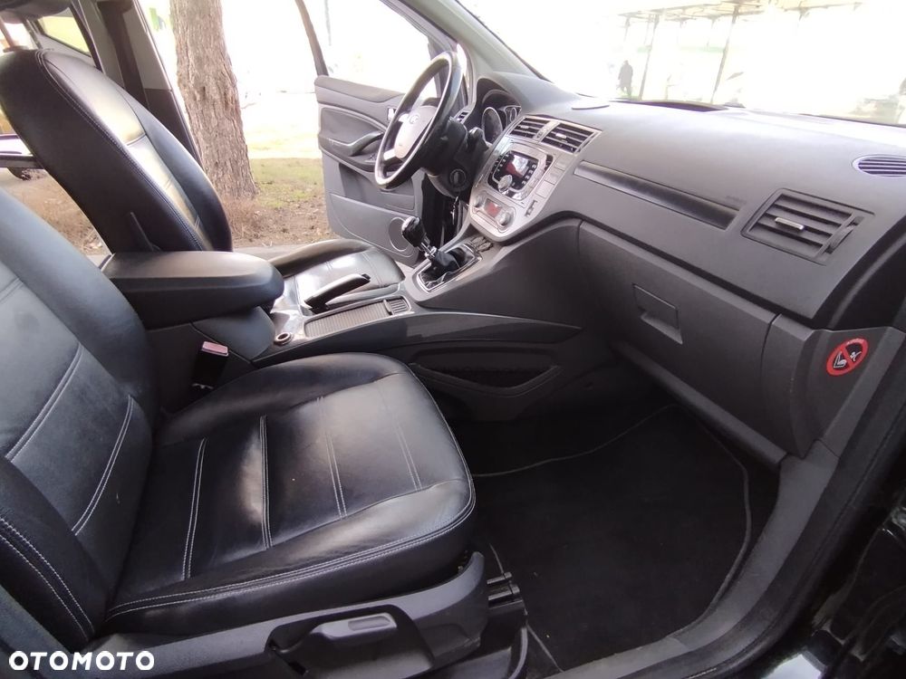 Ford Kuga 2.0 TDCi Titanium - 15