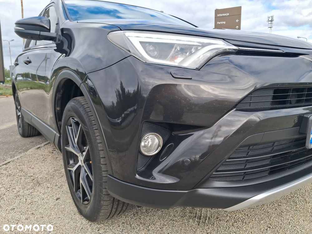 Toyota RAV4 2.0 D-4D Premium 4x2 - 27