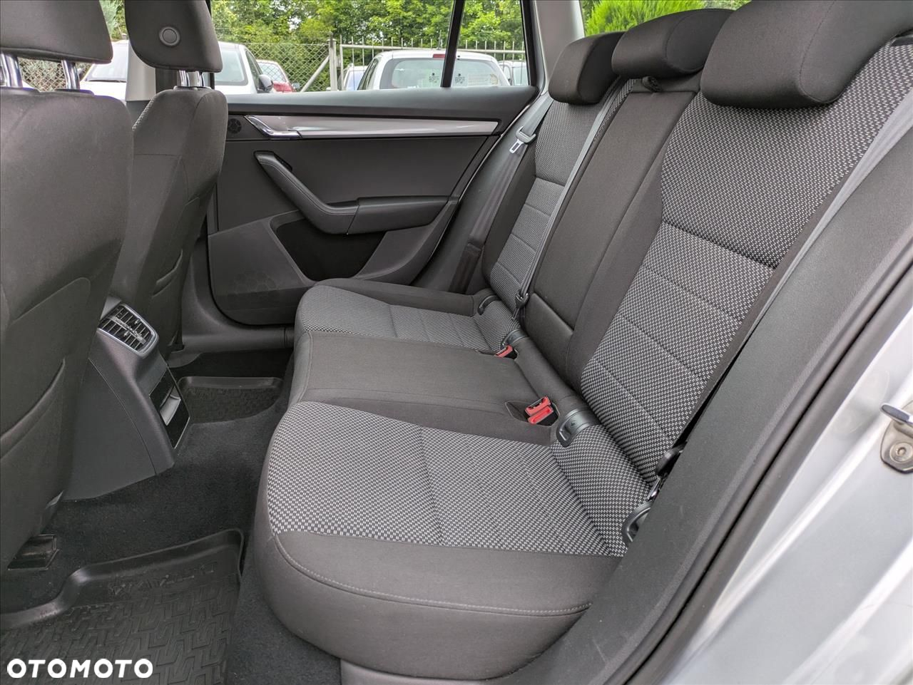 Skoda Octavia 1.4 TSI Ambition DSG - 22