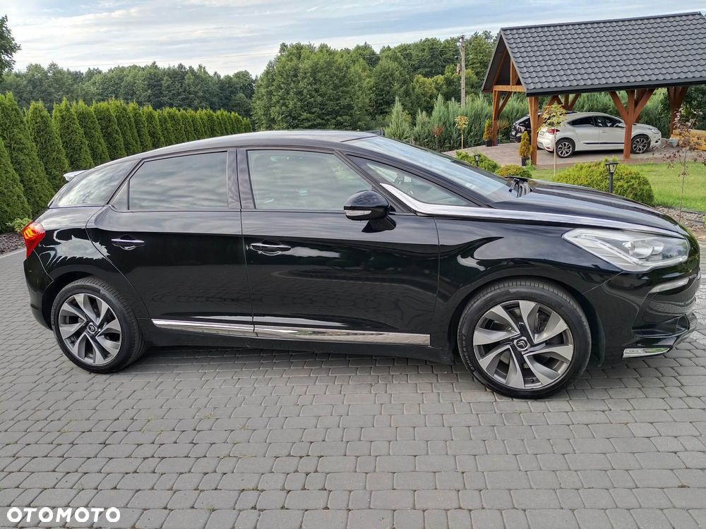 Citroën DS5 2.0 HDi SportChic - 4