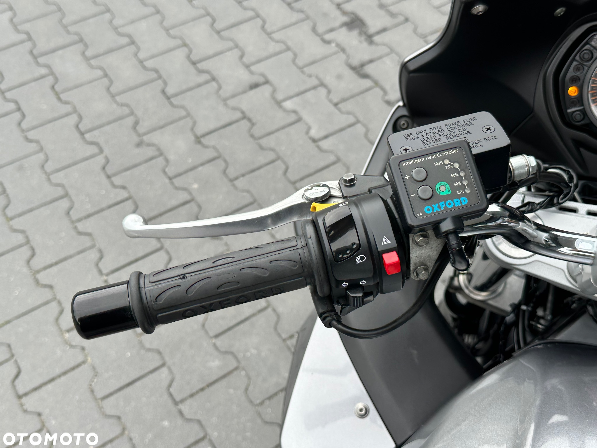 Suzuki GSX - 24
