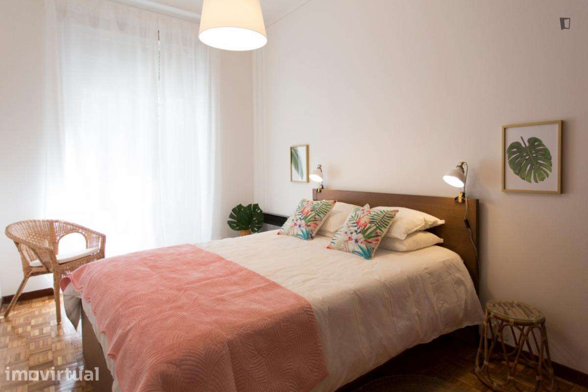Apartamento com 1 quartos - localizado em Miragaia Porto - Grande imagem: 5/9