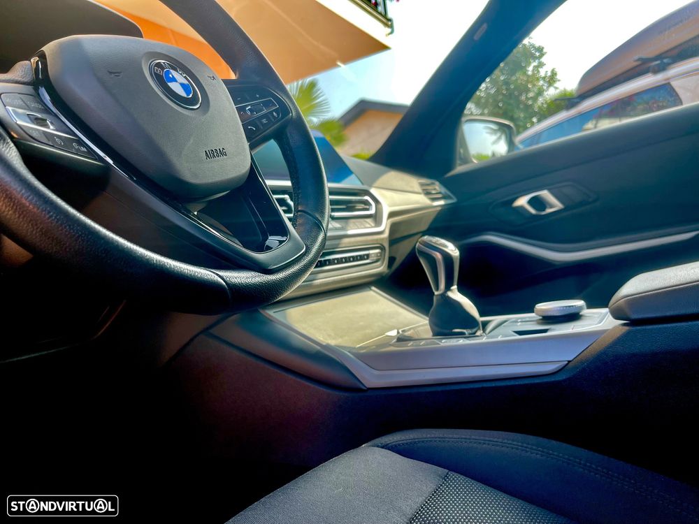 BMW 318 d Pack M Shadow - 6