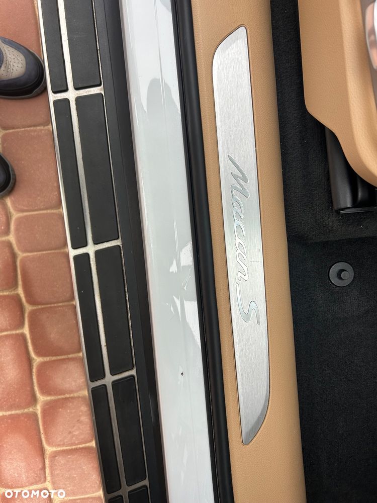 Porsche Macan S - 14