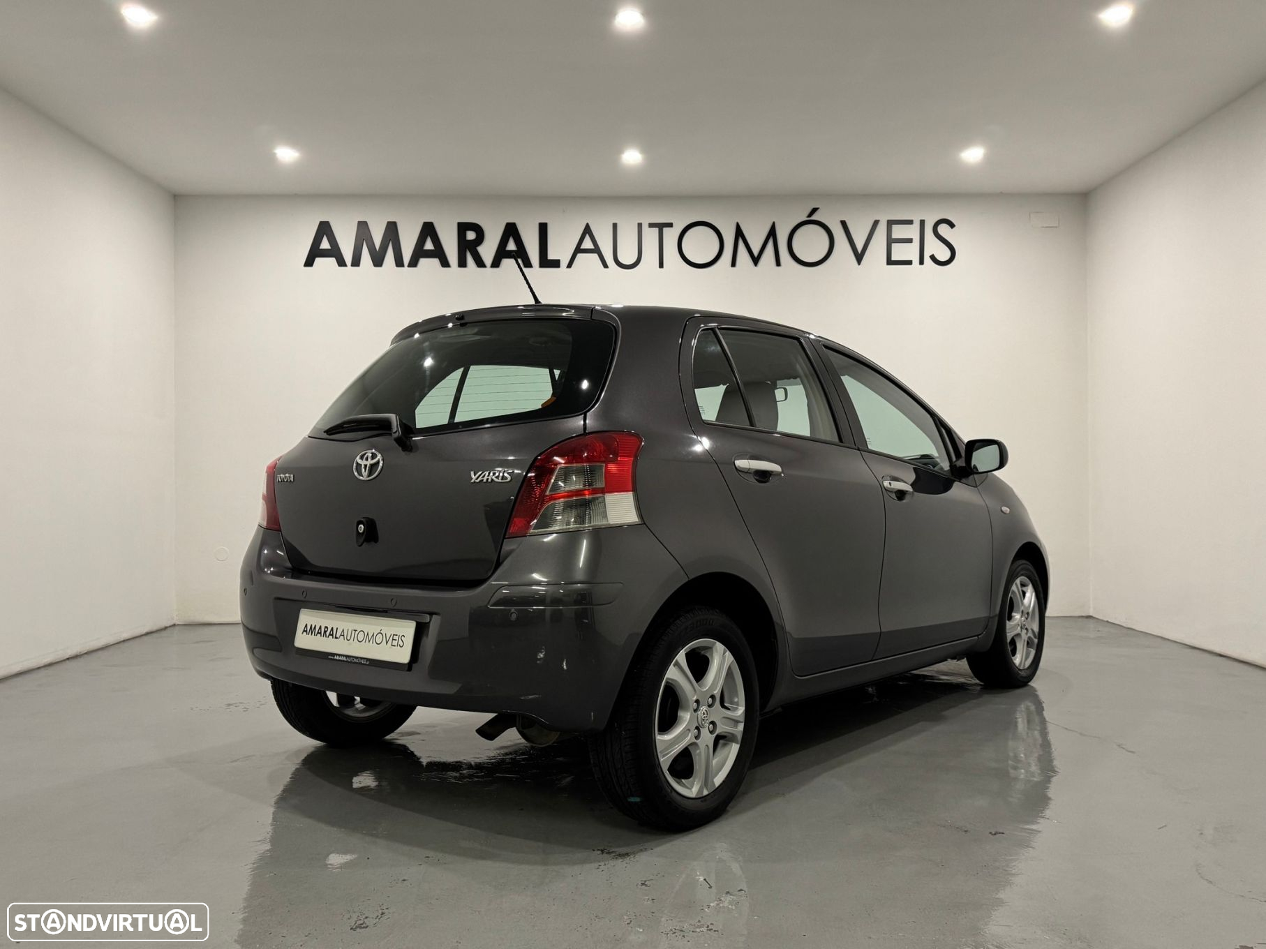 Toyota Yaris - 6
