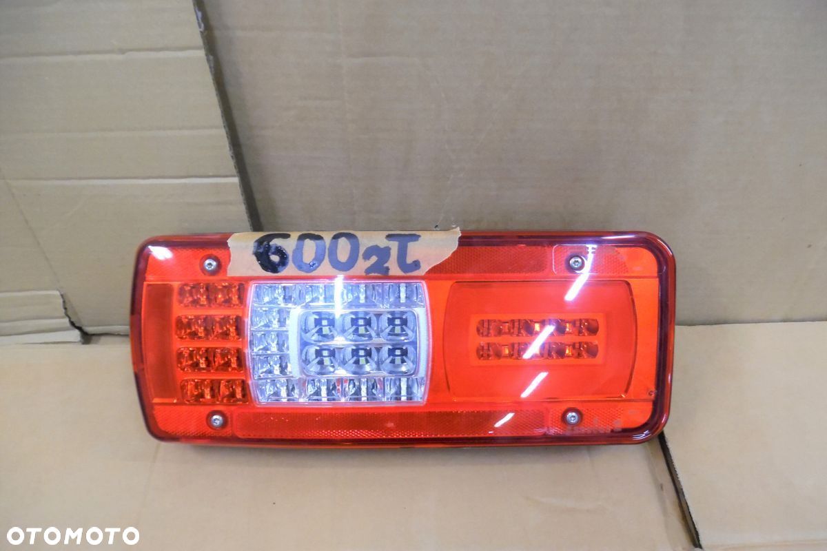Sprinter 907 910 17- LAMPA TYŁ LEWY LED DO RAMY - 1