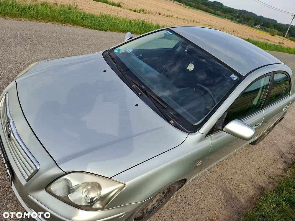 Toyota Avensis 1.8 VVT-i Luna - 3