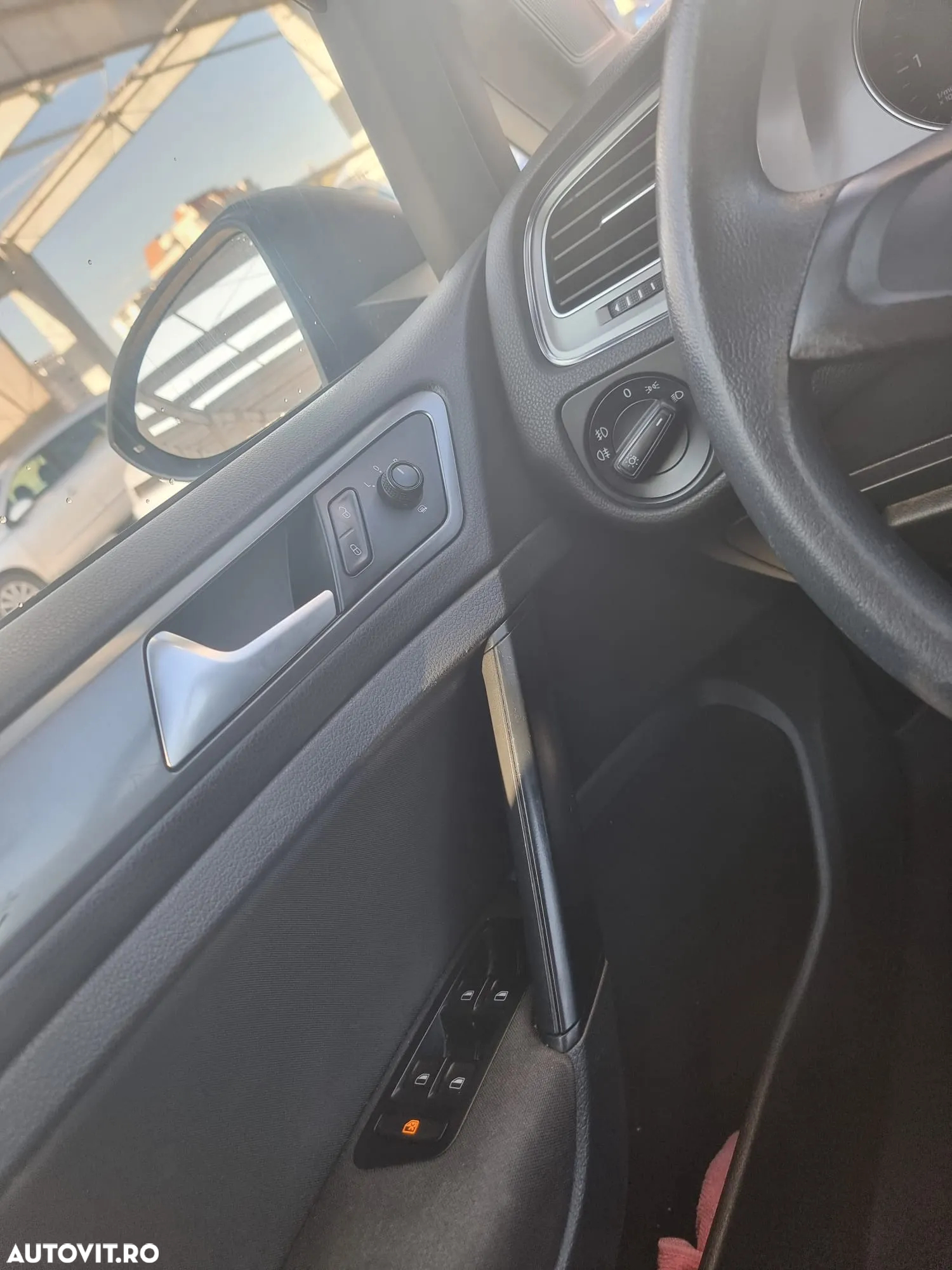 Volkswagen Golf 1.6 TDI DPF BMT Highline - 14