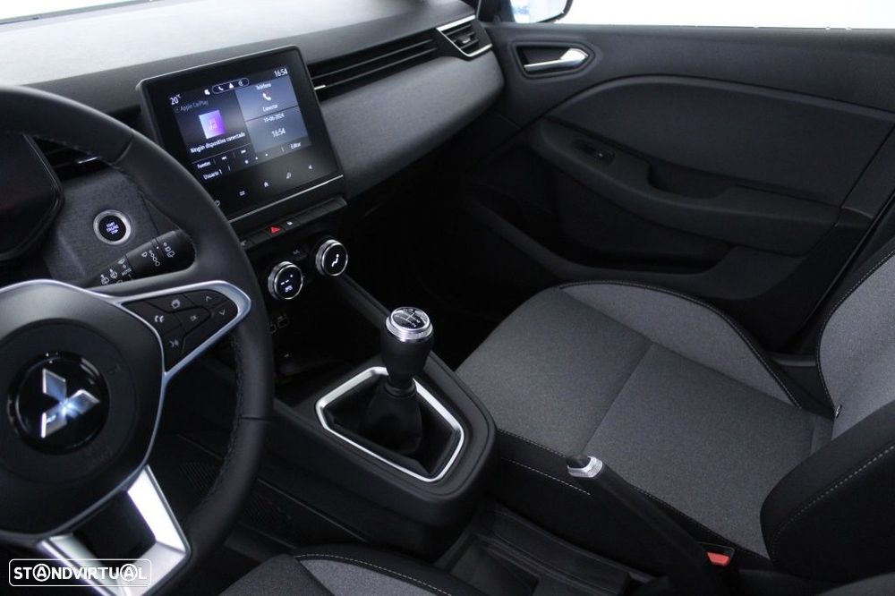 Mitsubishi Colt - 31