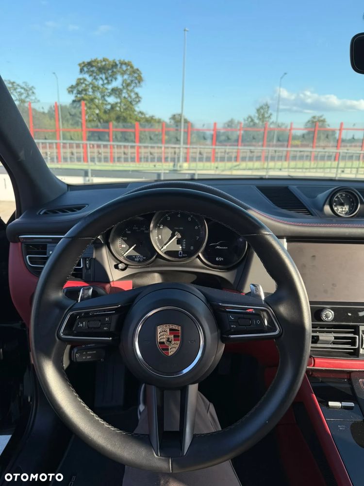 Porsche Macan Standard - 36