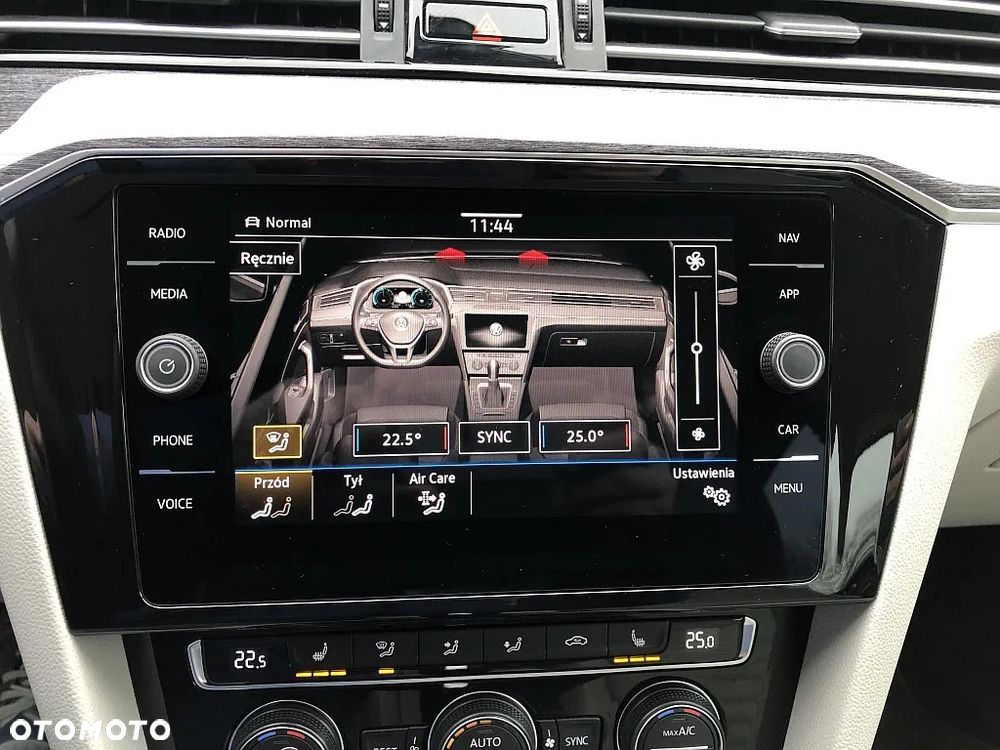 Volkswagen Passat Variant 2.0 TDI BMT 4Mot Highline DSG - 15