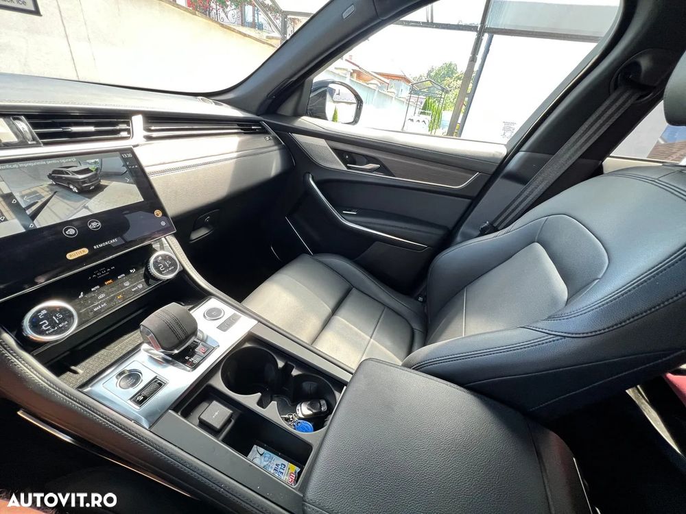 Jaguar F-Pace D200 AWD - 7