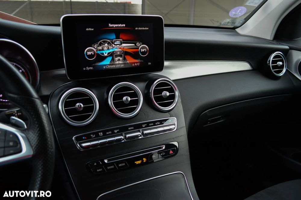 Mercedes-Benz GLC Coupe 250 4Matic 9G-TRONIC Exclusive - 27