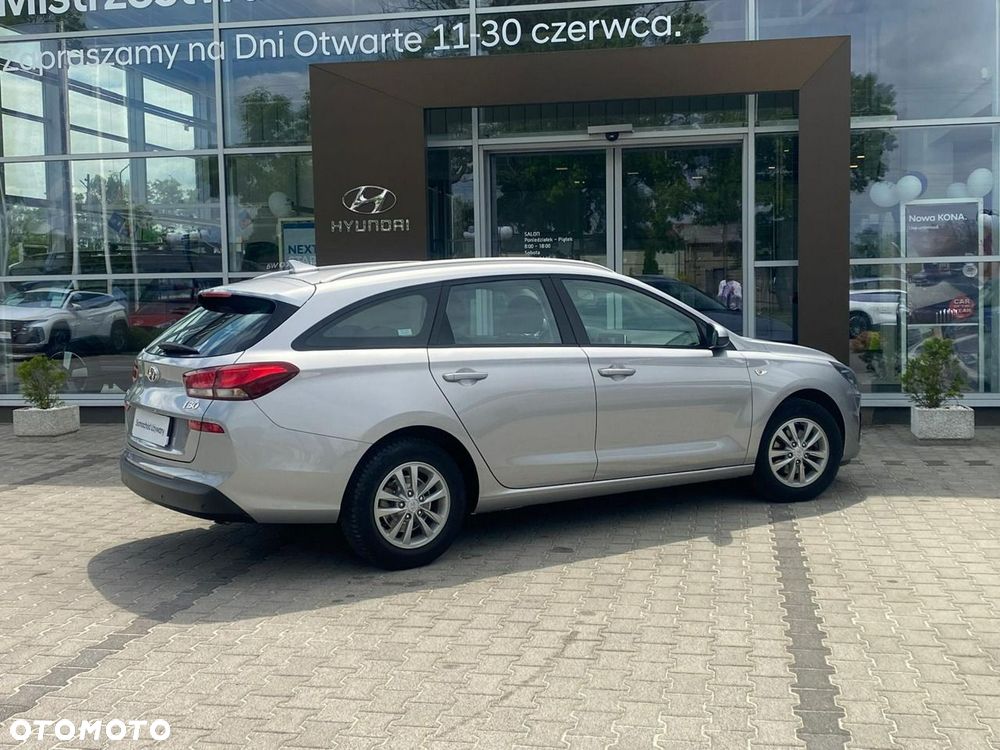 Hyundai i30 1.5 DPI Modern - 12