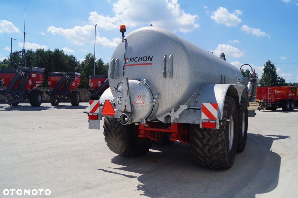Pichon Wóz Asenizacyjny 18500R z Ramieniem do Pompowania - 10