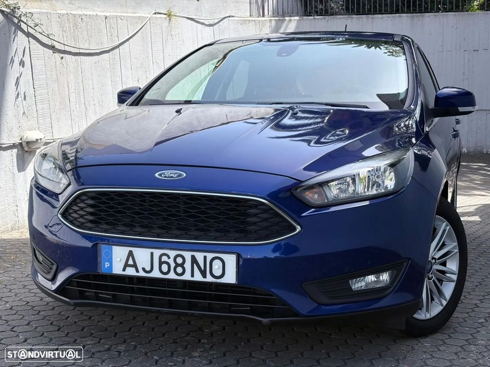 Ford Focus 1.0 EcoBoost S&S COOL&CONNECT DESIGN - 2