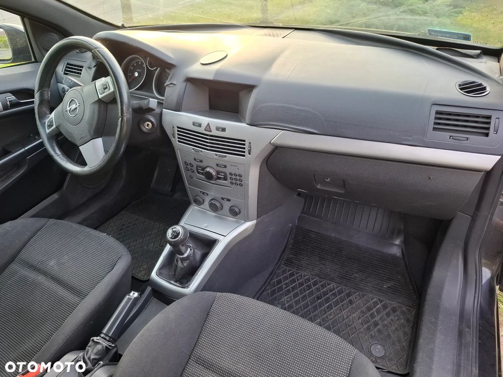 Opel Astra 1.4 Enjoy - 21